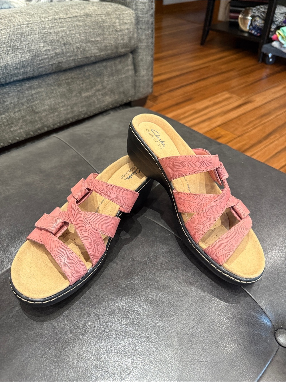 NWT Clarks Women’s Merliah Karli Dusty Pink Strappy Slide Sandals Size 10N